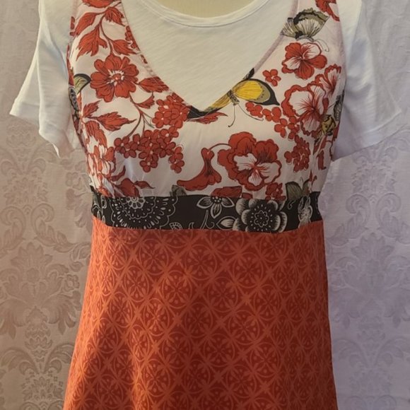 CAbi 100 Percent Silk Butterfly Tunic #948 - Picture 6 of 10